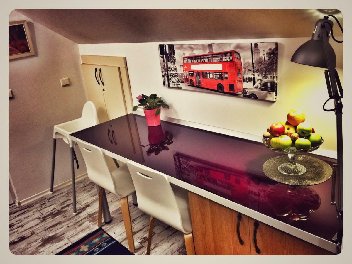 Eco Travel Apartment Suceava Ngoại thất bức ảnh
