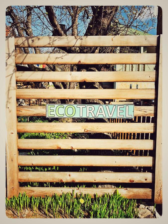 Eco Travel Apartment Suceava Ngoại thất bức ảnh