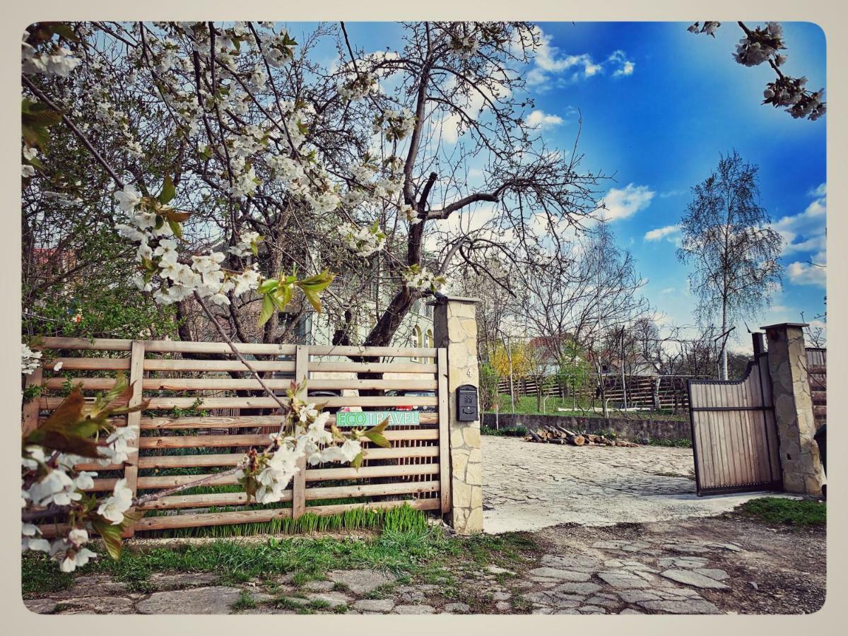 Eco Travel Apartment Suceava Ngoại thất bức ảnh